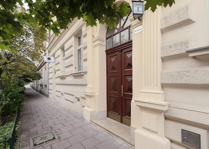 Perla Starego Miasta Kamienica Czapskich By Noclegi Renters